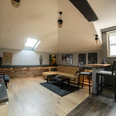 Bellatrix 1 Apartment