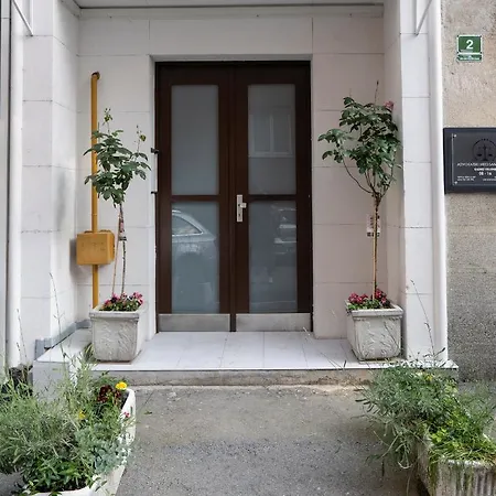 Apartament Bellatrix 1